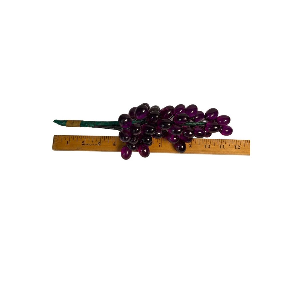 Vintage Lucite/Acrylic Grape Bunch Cluster Purple MCM - Picture 5 of 5